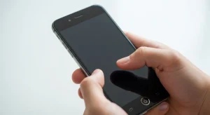 سیاه شدن صفحه نمایش گوشی: روشهای رفع مشکل «No Display» با وجود روشن بودن دستگاه 3 مشکل no display گوشی
